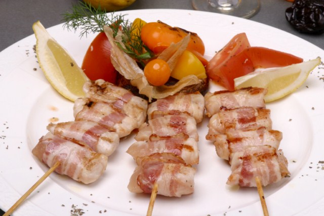ΣΟΥΒΛΑΚΙ ΜΠΕΙΚΟΝ